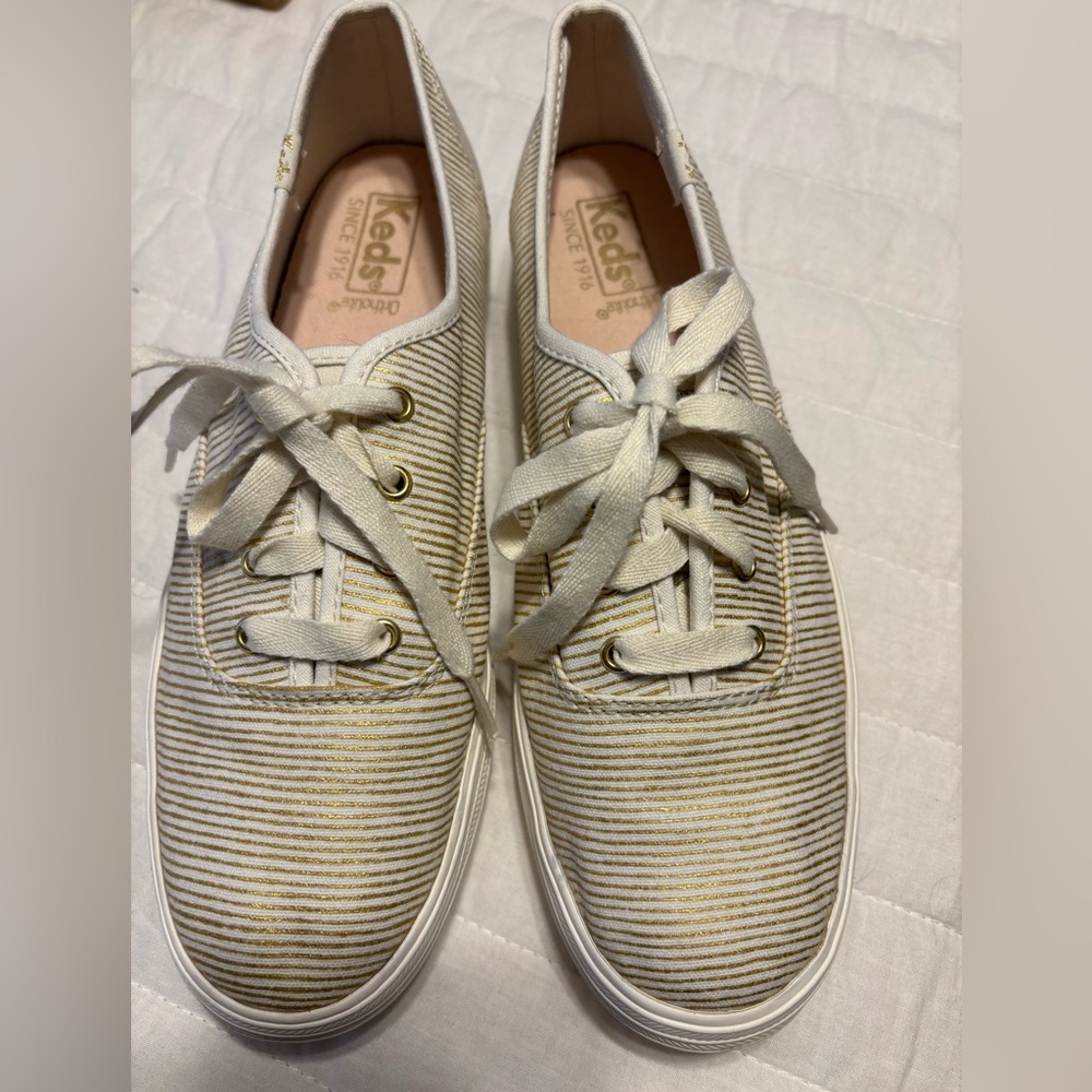 Keds Ortholite Women's Sneakers Size 8‎ Gold Metallic Pin Stripes Lace Up EUC